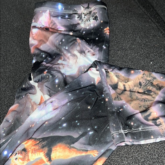 Freeze Pants - Galaxy  Outer Space Cat  Kitten Print Leggings Medium Junior  GUC